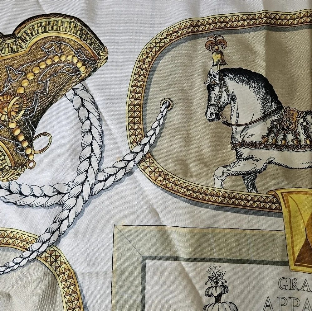 Hermès Paris Vintage Grand Apparat Silk Scarf 90 in Cream and Brown - Picture 9 of 16
